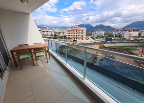 مجمع فاخر -شقة غرفة وصالة مفروشة -في اوبا / الانيا 