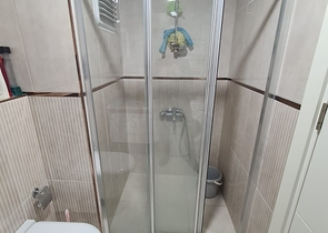 مجمع فاخر -شقة غرفة وصالة مفروشة -في اوبا / الانيا 