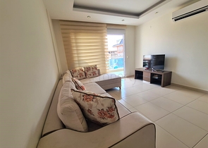 مجمع فاخر -شقة غرفة وصالة مفروشة -في اوبا / الانيا 