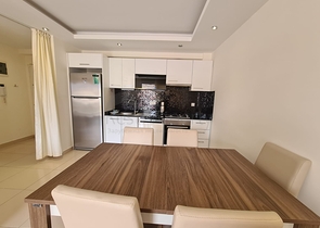 مجمع فاخر -شقة غرفة وصالة مفروشة -في اوبا / الانيا 