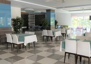 مجمع فاخر -شقة غرفة وصالة مفروشة -في اوبا / الانيا 