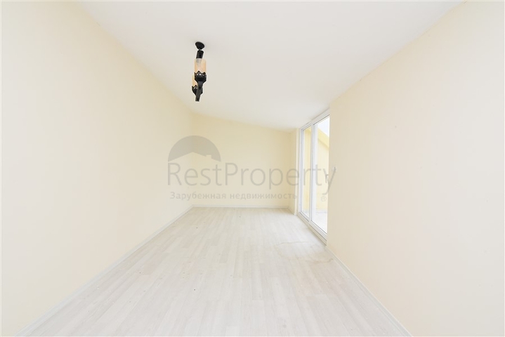 دوبلكس بسعر مناسب - 3 غرف وصالة -في افسلار / الانيا 