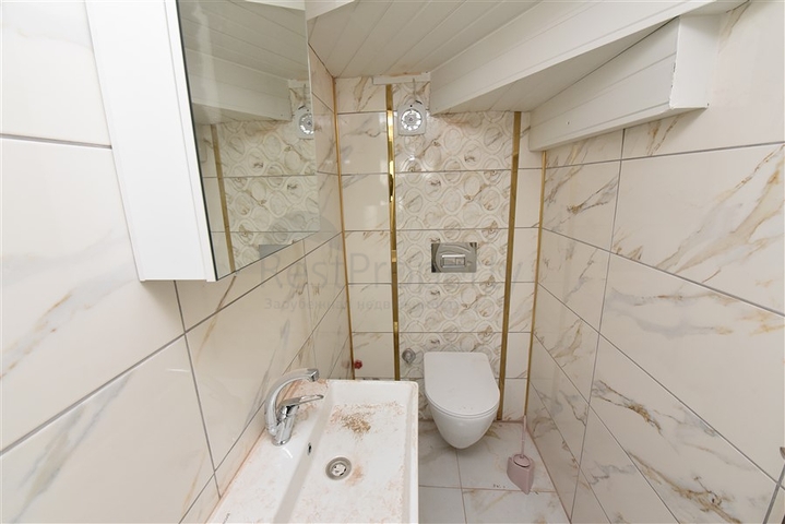 دوبلكس بسعر مناسب - 3 غرف وصالة -في افسلار / الانيا 