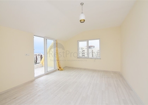 دوبلكس بسعر مناسب - 3 غرف وصالة -في افسلار / الانيا 