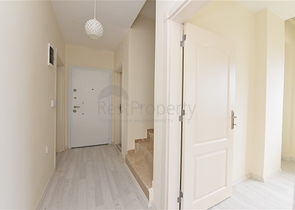 دوبلكس بسعر مناسب - 3 غرف وصالة -في افسلار / الانيا 