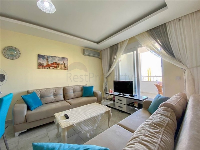 اطلالة بحر وقلعة -شقة غرفة وصالة مفروشة -في محمودلار / الانيا 