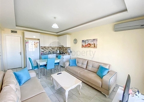 اطلالة بحر وقلعة -شقة غرفة وصالة مفروشة -في محمودلار / الانيا 