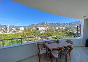 اطلالة بحر وقلعة -شقة غرفة وصالة مفروشة -في محمودلار / الانيا 