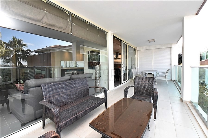 دوبلكس فاخرة -ضمن مجمع انيق في كارجيجاك / الانيا 