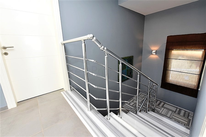 دوبلكس فاخرة -ضمن مجمع انيق في كارجيجاك / الانيا 