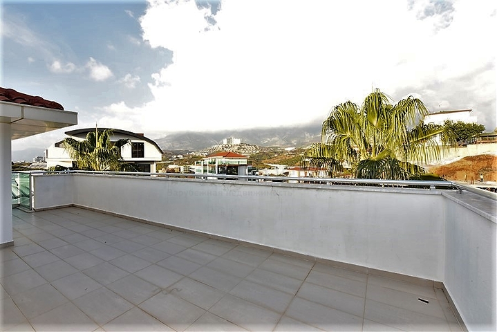 دوبلكس فاخرة -ضمن مجمع انيق في كارجيجاك / الانيا 