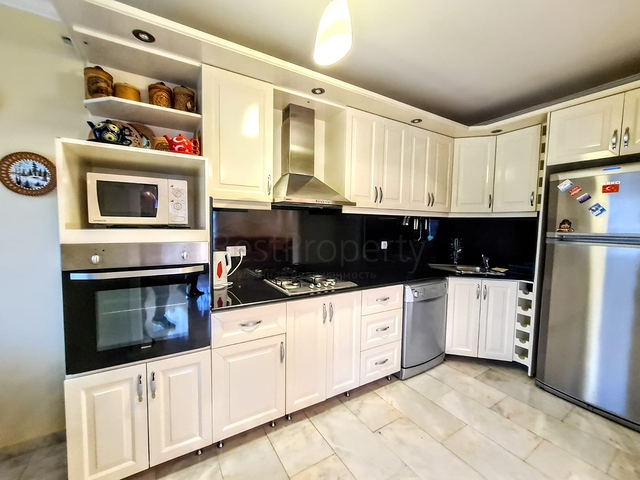 اطلالة مباشرة على البحر - شقة 2 غرفة وصالة مفروشة -في محمودلار / الانيا 