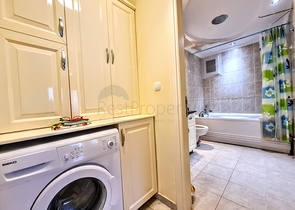 اطلالة مباشرة على البحر - شقة 2 غرفة وصالة مفروشة -في محمودلار / الانيا 