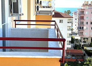 اطلالة بحر - شقة غرفتين وصالة واسعة -محمودلار / الانيا 