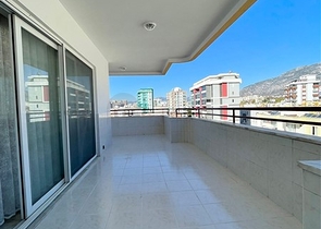 اطلالة بحر - شقة غرفتين وصالة واسعة -محمودلار / الانيا 