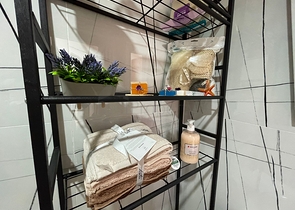 غرفتين وصالة مفروشة -في منطقة توسمور المركزية / مدينة الانيا 