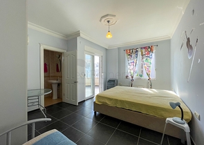 شقة عائلية للبيع في الانيا - غرفتين وصالة مفروشة -في توسمور / الانيا 