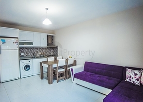 عقارات محمودلار - غرفة وصالة مفروشة -قريبة من البحر - محمودلار 