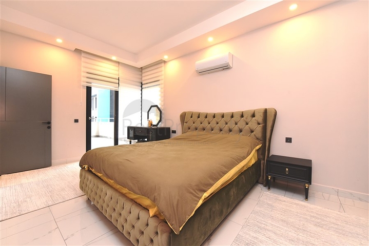 شقة فاخرة 3 غرف وصالة - مفروشة بأناقة -ضمن مجمع فاخر في منطقة اوبا المركزية / الانيا 