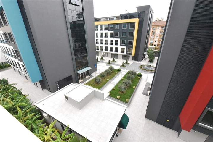 شقة فاخرة 3 غرف وصالة - مفروشة بأناقة -ضمن مجمع فاخر في منطقة اوبا المركزية / الانيا 