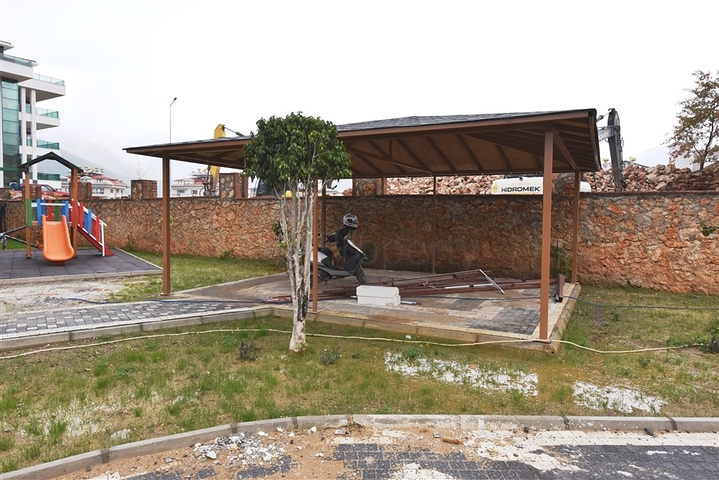 ضمن مجمع جديد -شقة غرفة وصالة مفروشة -اوبا / الانيا 