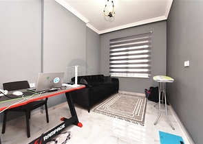 ضمن مجمع جديد -شقة غرفة وصالة مفروشة -اوبا / الانيا 