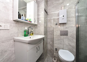 ضمن مجمع جديد -شقة غرفة وصالة مفروشة -اوبا / الانيا 