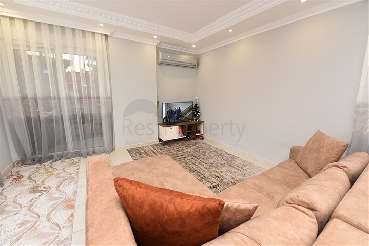 سعر مناسب - شقة 2 غرفة وصالة مفروشة - في مركز الانيا 