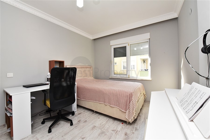 سعر مناسب - شقة 2 غرفة وصالة مفروشة - في مركز الانيا 