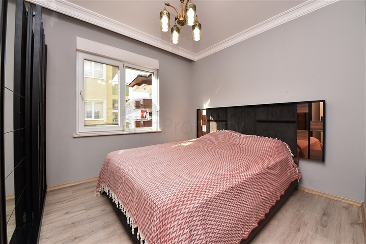 سعر مناسب - شقة 2 غرفة وصالة مفروشة - في مركز الانيا 