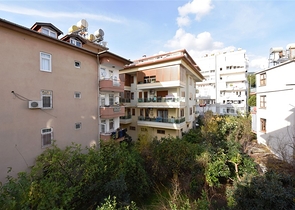 سعر مناسب - شقة 2 غرفة وصالة مفروشة - في مركز الانيا 