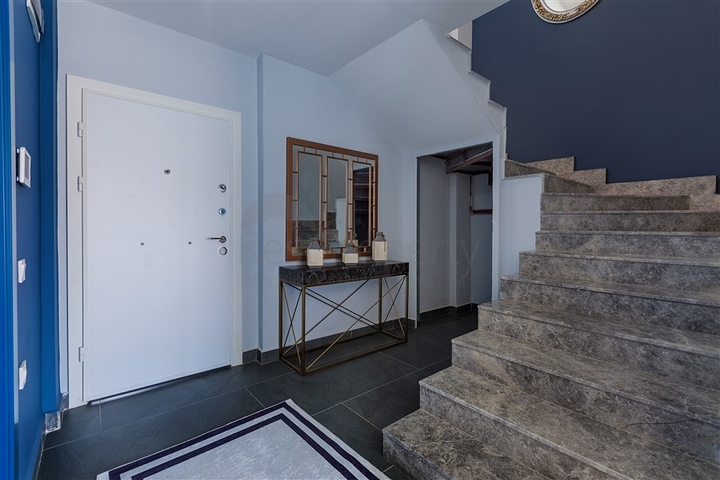 دوبلكس للبيع في محمودلار - 2 غرفة وصالة ضمن مجمع حديث - الانيا 