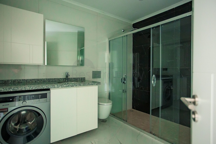 مجمع فاخر في كارجيجاك - شقة غرفة وصالة مفروشة - الانيا 