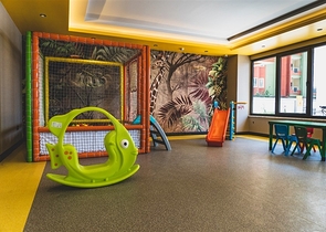 اطلالة بحر - شق 2 غرفة وصالة في محمودلار / الانيا 