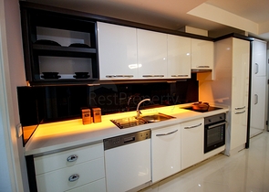 شقق للبيع في اوبا - غرفة وصالة قريبة من البحر - الانيا 