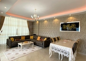 شقة انيقة -غرفتين وصالة مفروشة -ضمن مجمع سكني في محمودلار / الانيا 