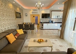 شقة انيقة -غرفتين وصالة مفروشة -ضمن مجمع سكني في محمودلار / الانيا 