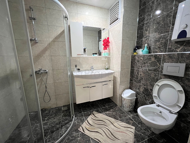 شقق للبيع في توسمور - غرفتين وصالة مع مطبخ منفصل -في الانيا 