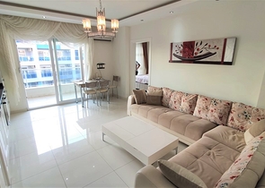 اطلالة بحر - شقة غرفة وصالة مفروشة -ضمن مجمع حديث - في كاستل / الانيا 