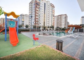 شقة غرفة وصالة مفروشة -مجمع فاخر -في محمودلار / الانيا 