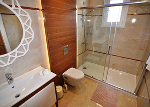 اطلالة بحر وقلعة -فيلا مستقلة مع مسبح خاص -في كارجيجاك / الانيا 