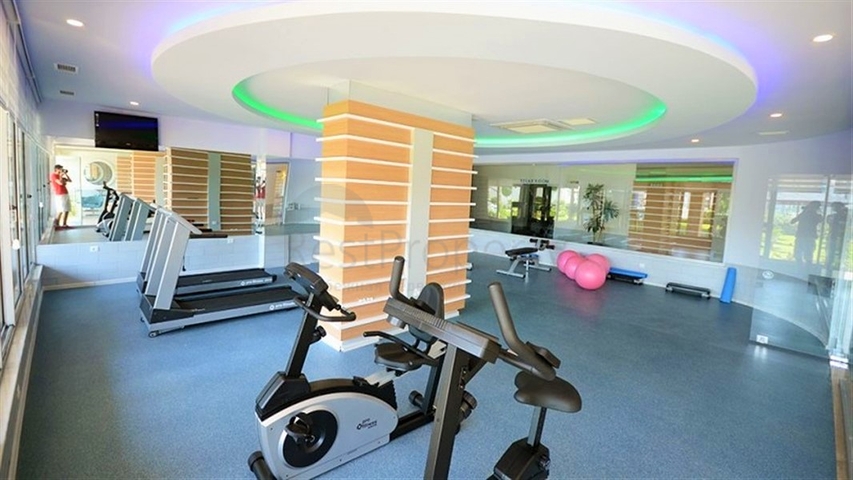 شقق للبيع في اوبا - ضمن مجمع فاخر - غرفتين وصالة مفروشة -اوبا / الانيا 