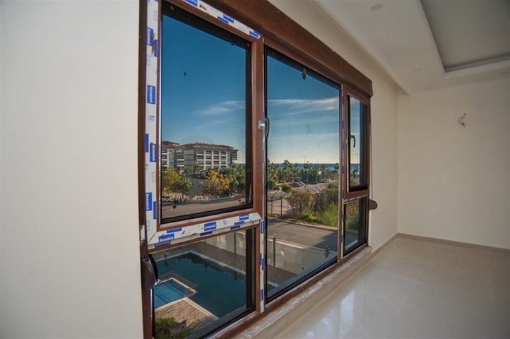 اطلالة بحر - شقة 2 غرفة وصالة في كاستل / الانيا 