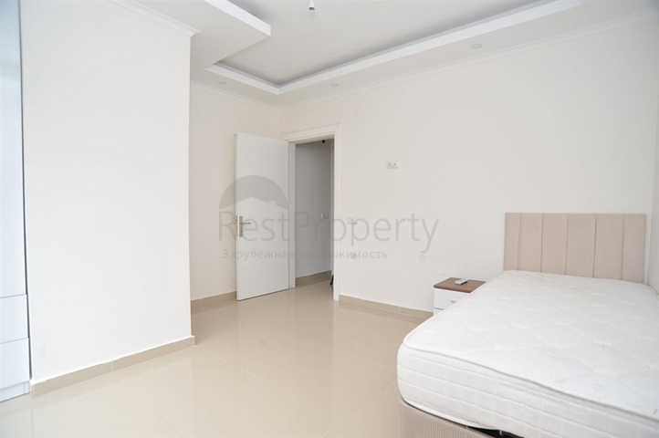 دوبلكس ارضية 3 غرف وصالة -ضمن مجمع سكني حديث -في منطقة كاستل / الانيا 