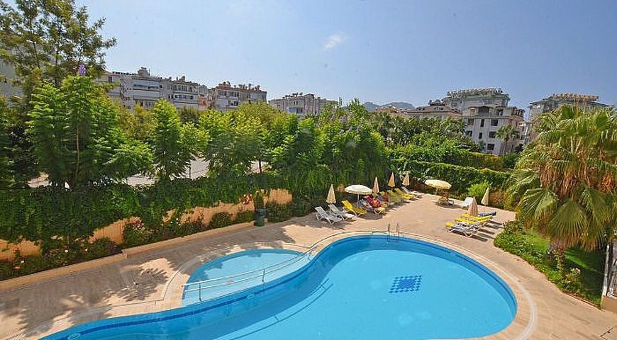 اطلالة بحر وقلعة - شقة 2 غرفة وصالة -مفروشة -في مركز الانيا 