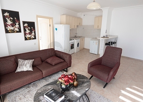 اطلالة بحر وقلعة - شقة 2 غرفة وصالة -مفروشة -في مركز الانيا 