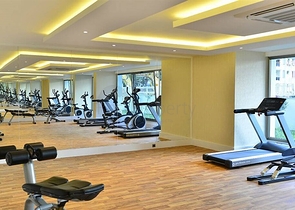 مجمع فاخر قريب من البحر -شقة غرفة وصالة مفروشة - محمودلار/ الانيا 