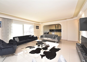 شقة واسعة في الانيا - غرفتين وصالة مفروشة -ضمن مجمع سكني في محمودلار / الانيا 