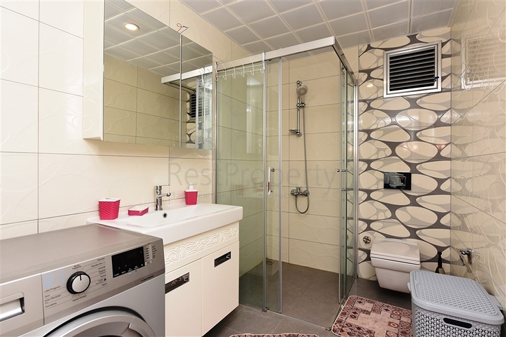 شقة عائلية واسعة - غرفتين وصالة مفروشة -اطلالة مفتوحة - في محمودلار/ الانيا 