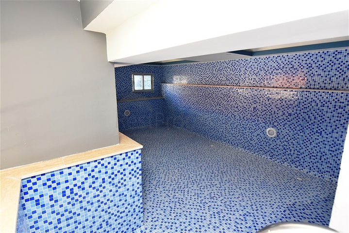 شقة عائلية واسعة - غرفتين وصالة مفروشة -اطلالة مفتوحة - في محمودلار/ الانيا 